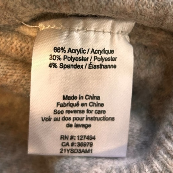 Heartloom  The Pedretti Cardi- Heathered GREY Button Down Soft Cardigan- Small - Picture 11 of 13